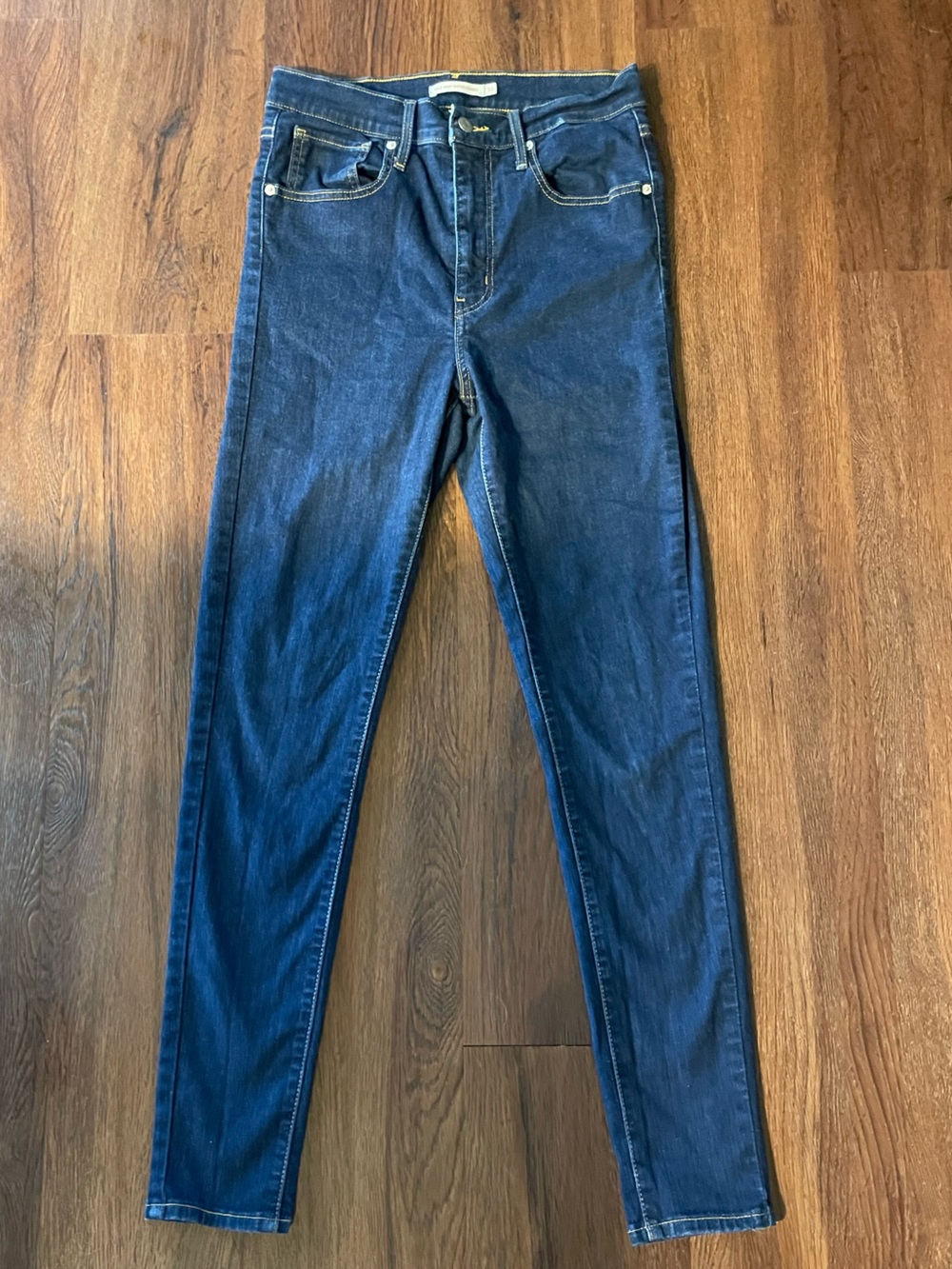 Levi's Women's Dark Blue Skinny Jeans